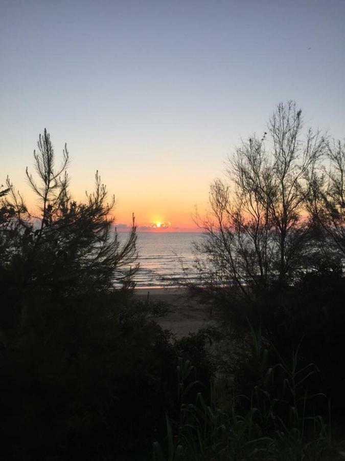 Casa Vacanze “Sale Di Mare” Pescara Bagian luar foto
